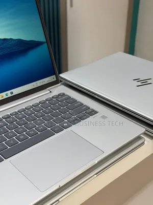 Nouveau HP EliteBook 640 G11 16GB AMD Ryzen 5 SSD 512GB