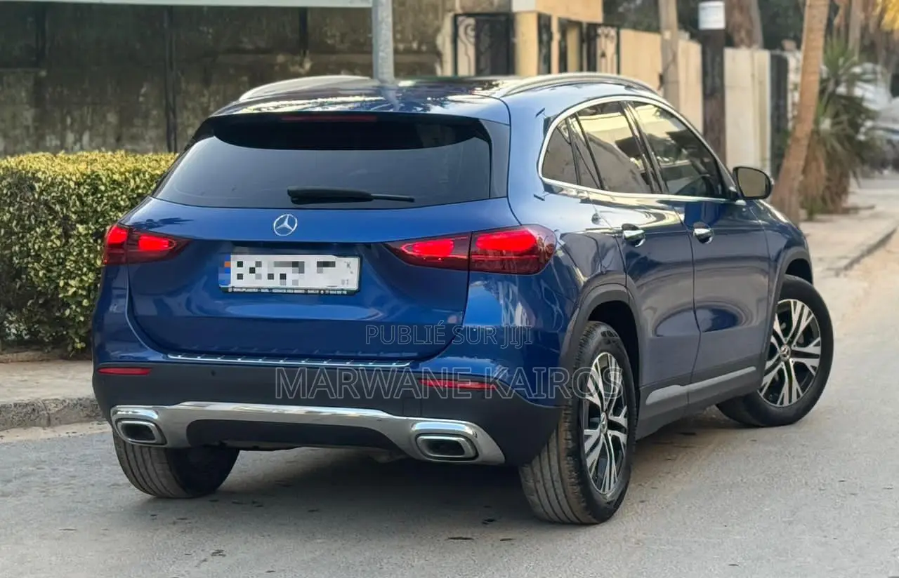 Mercedes-Benz GLA-Class 2024 Bleu
