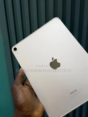 Nouveau Apple iPad Air (2022) 256 GB Autre