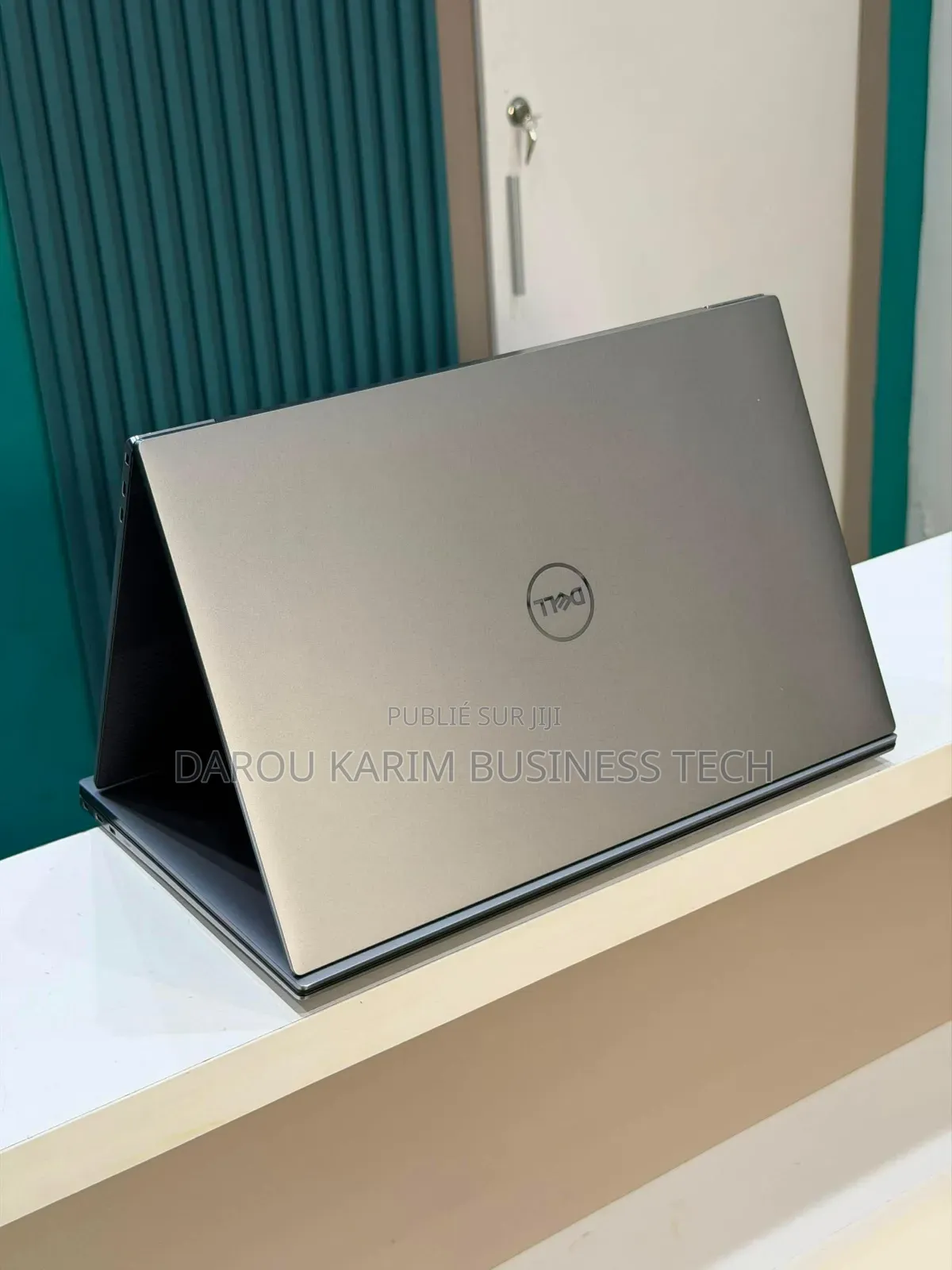 Nouveau Ordinateur portable Dell XPS 15 16GB Intel Core i5 SSD 512GB