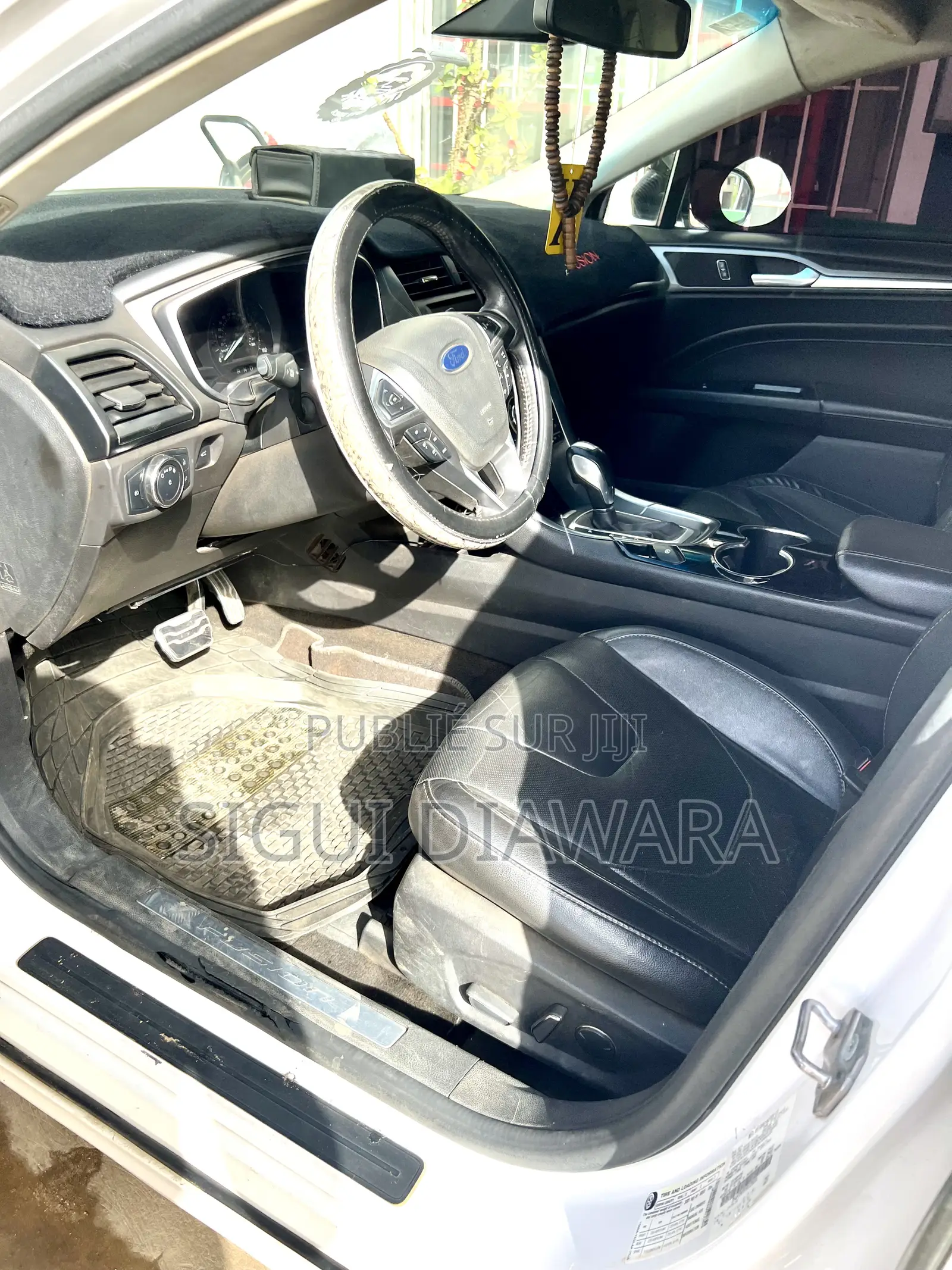 Ford Fusion Titanium 4dr Sedan w/EcoBoost (2.0L 4cyl Turbo 6A) 2015