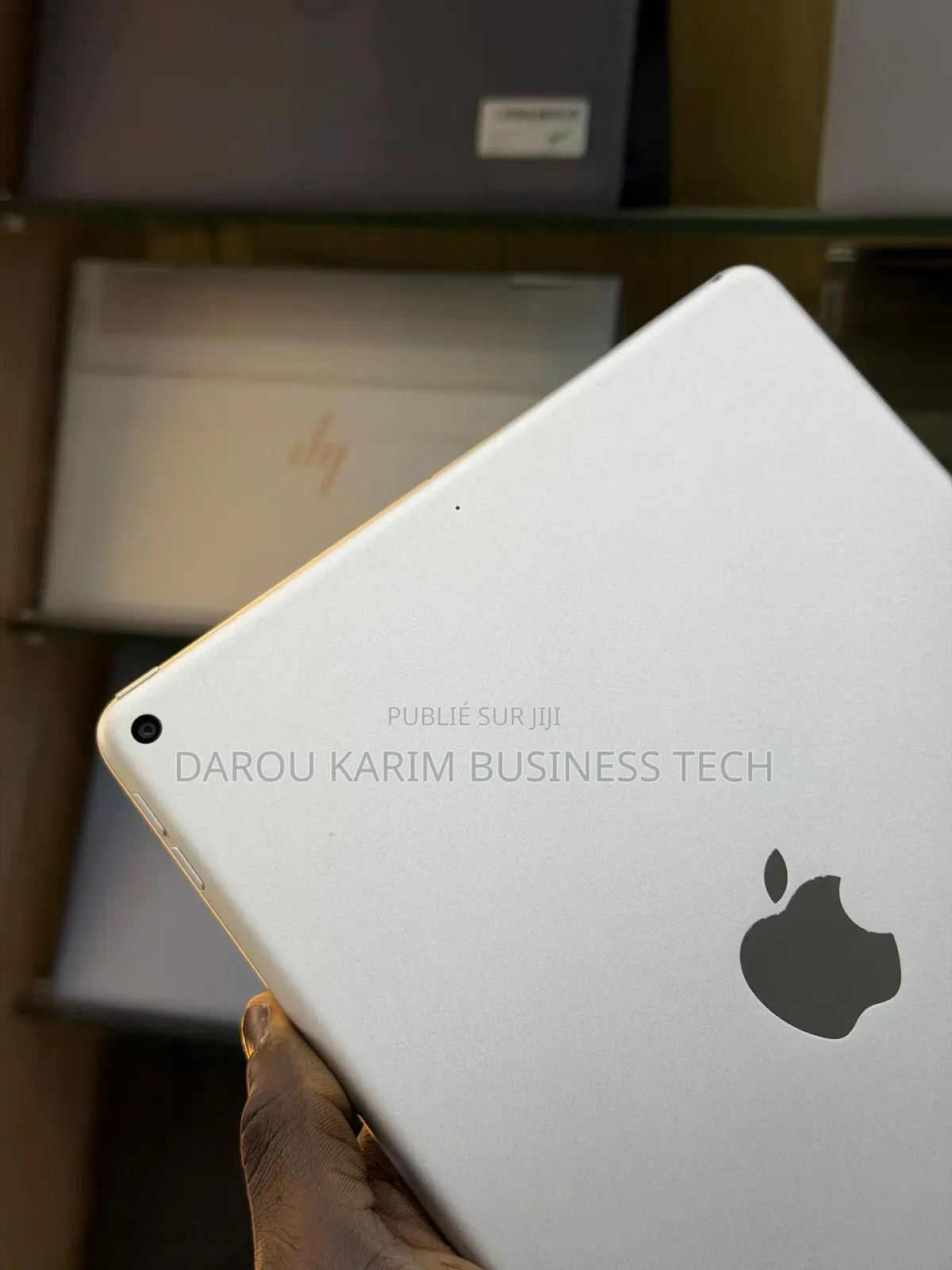 Nouveau Apple iPad Air 64 GB Autre