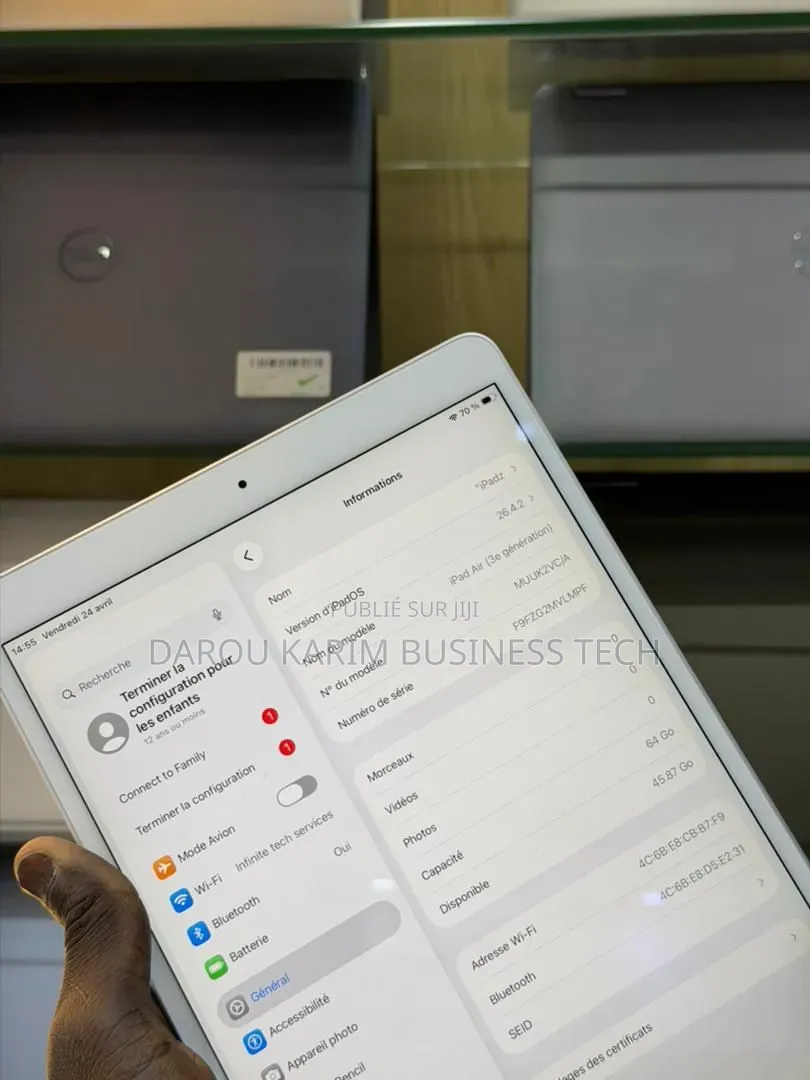 Nouveau Apple iPad Air 64 GB Autre