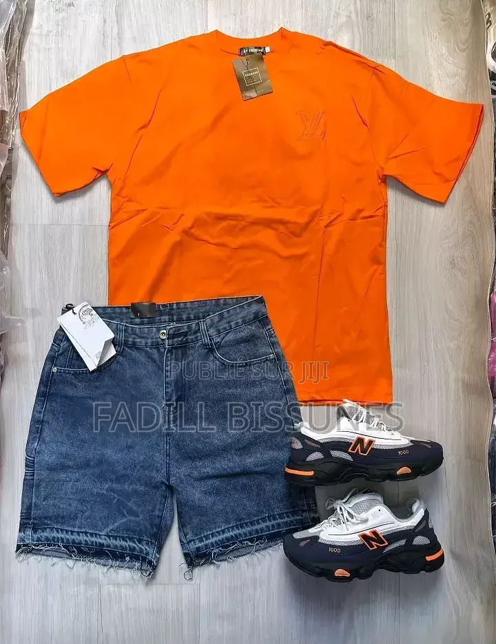 Vêtements De Marque Et Ensemble Stylé