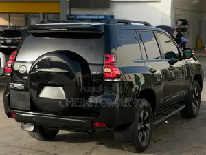 Toyota Land Cruiser Prado 2021 Noir