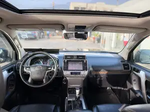 Toyota Land Cruiser Prado 2021 Noir