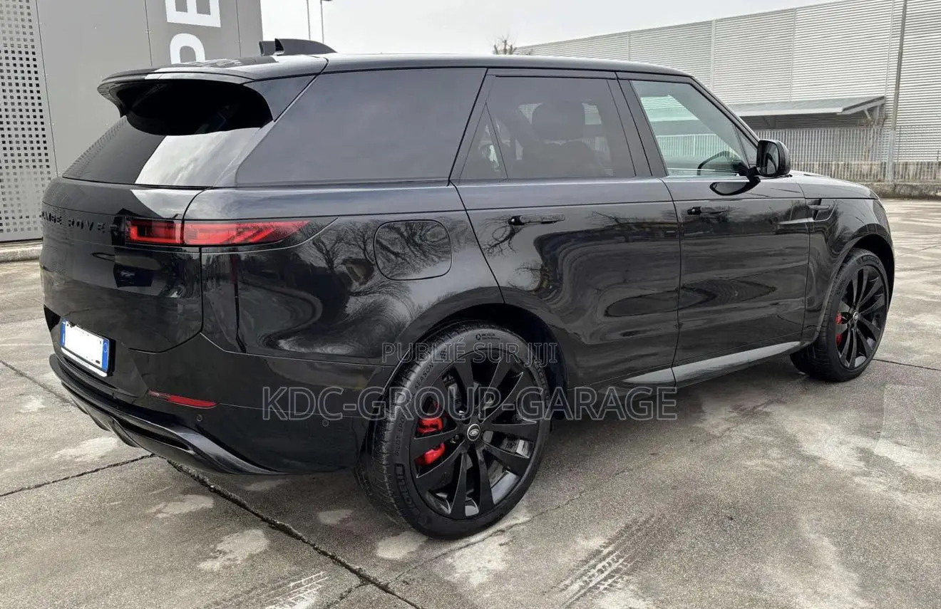 Voiture 2024 Noir