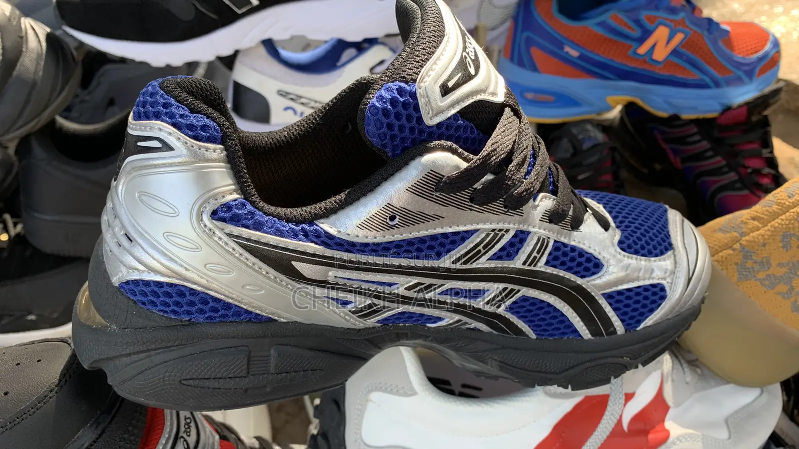 New Balance Originales en Très Bon État 