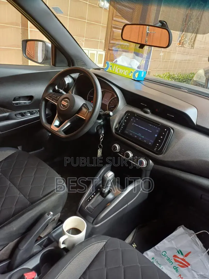 Nissan Kicks 2021 Gris