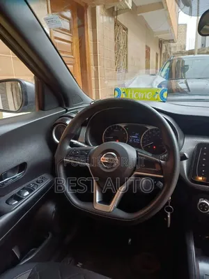 Nissan Kicks 2021 Gris