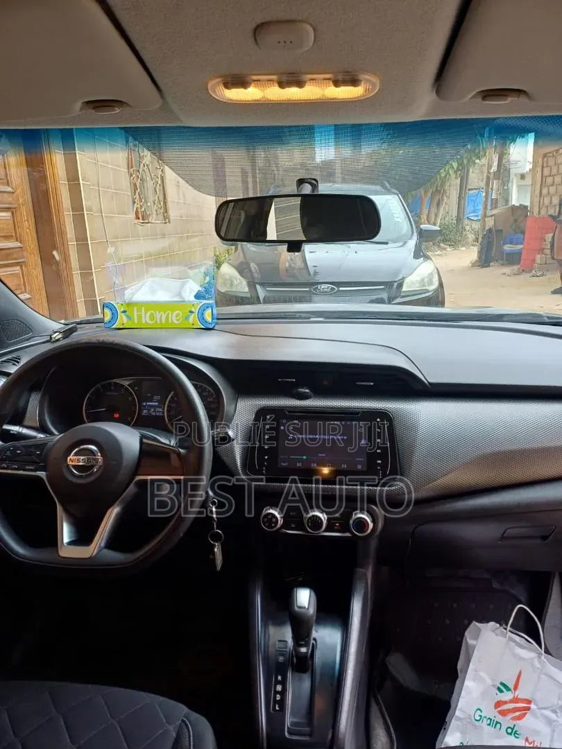 Nissan Kicks 2021 Gris