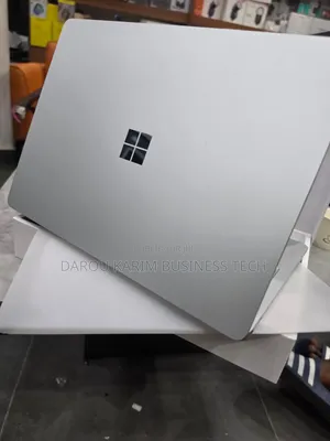 Nouveau Microsoft Autre 16GB Qualcomm Snapdragon X Plus SSD 512GB