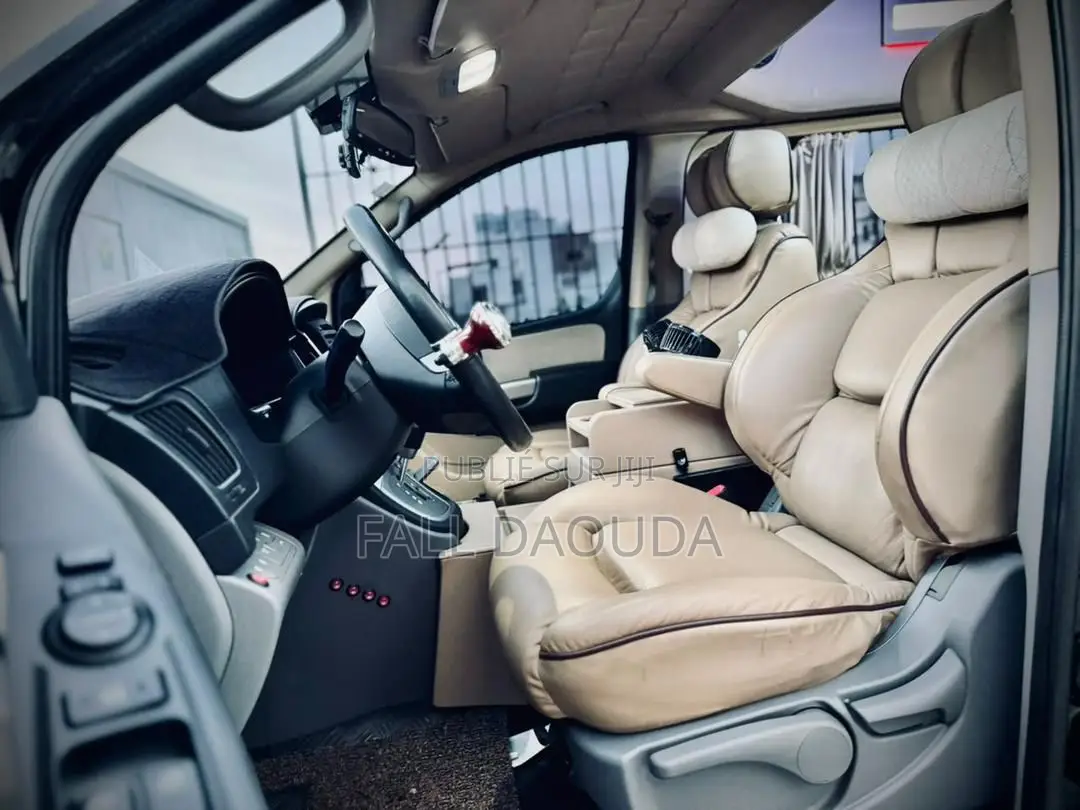 Hyundai Grandeur 2018 Noir