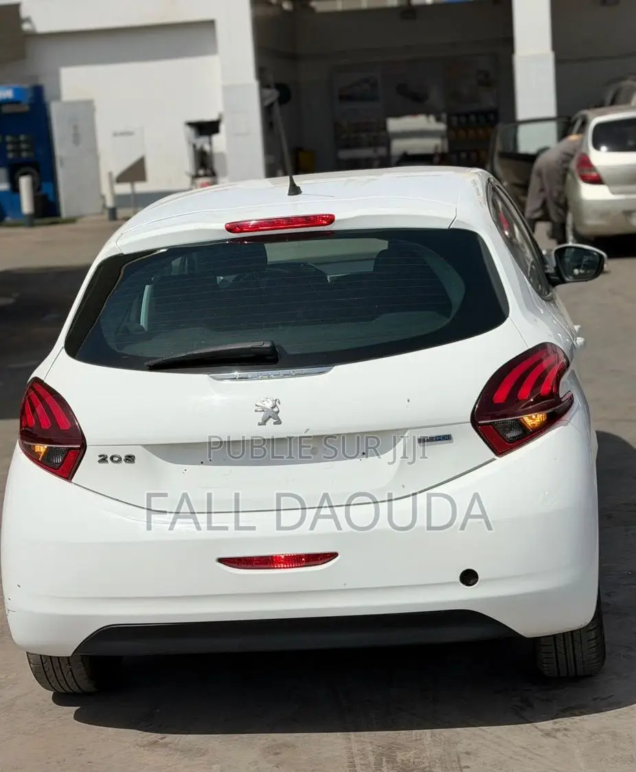Peugeot 208 2016 Blanc
