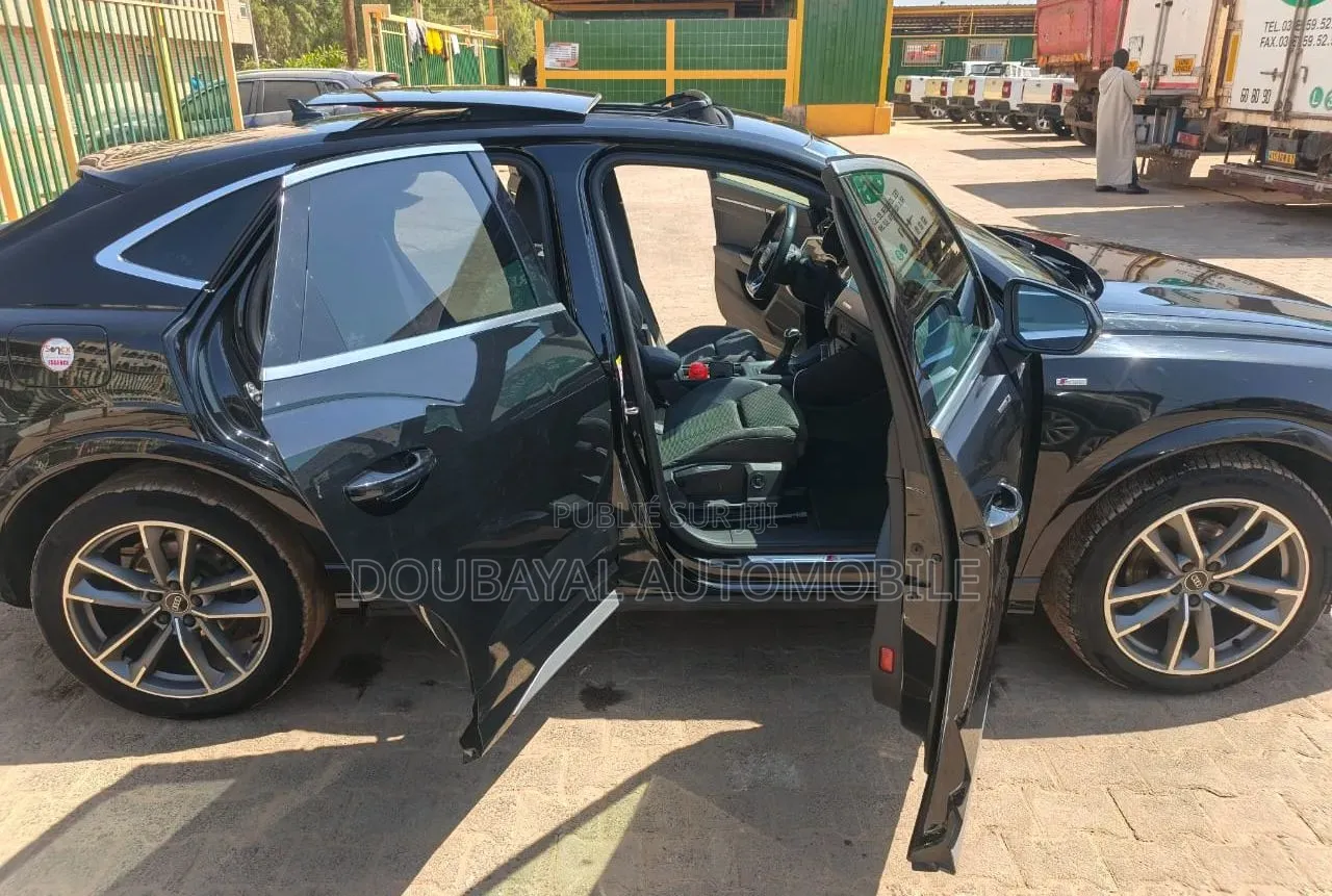 Audi Q3 2020 Autre