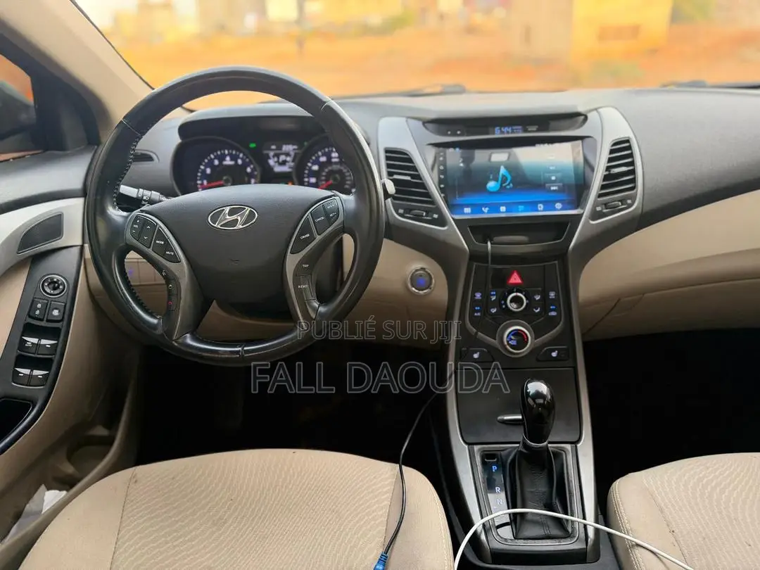 Hyundai Elantra 2016 Noir