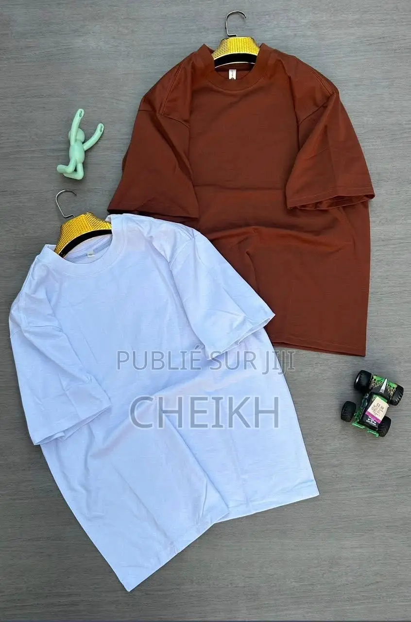 T-Shirt À Couleur Unique