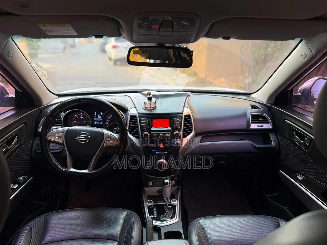 SsangYong Musso 2016 Blanc