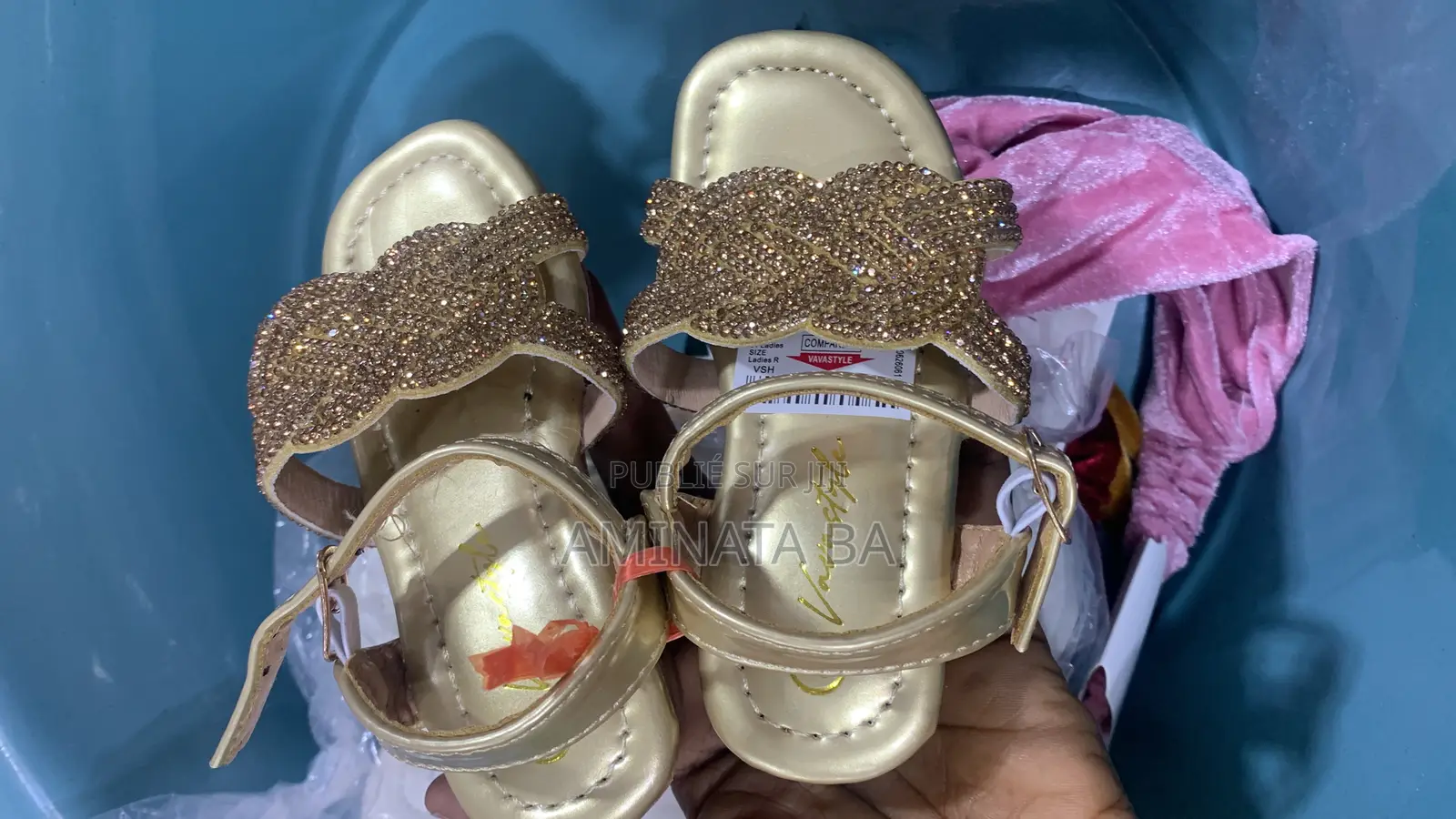 Vente De Belle Sandales Pour Femme Et Jeune Fille