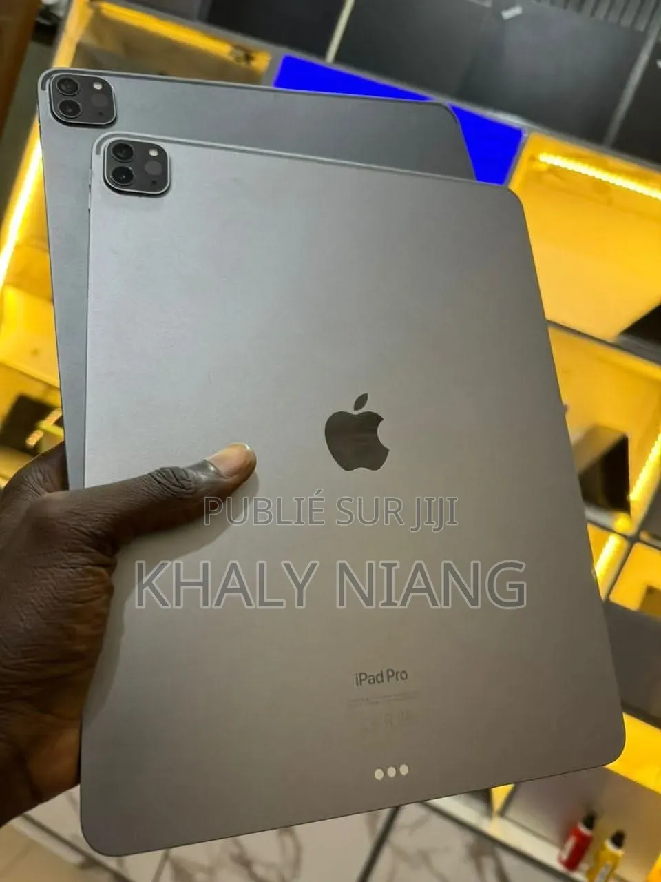Nouveau Apple iPad Pro 11 (2020) 128 GB Gris