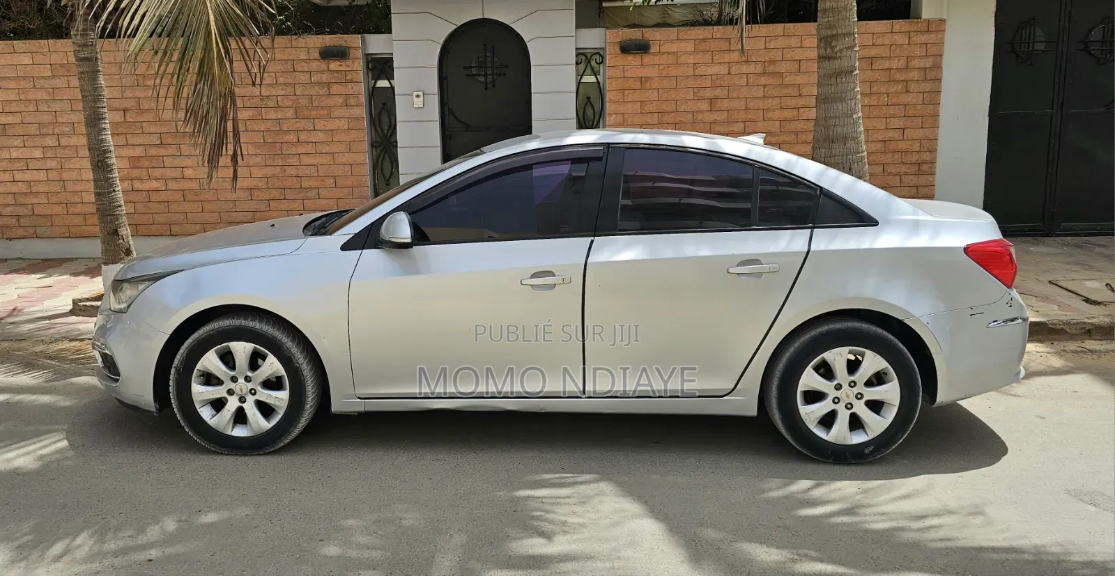 Chevrolet Cruze LS 4dr Sedan (1.5L 4cyl 6A) 2016 Gris