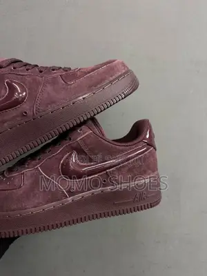 Nike Air Force 1 — Style Iconique Confort Premium 