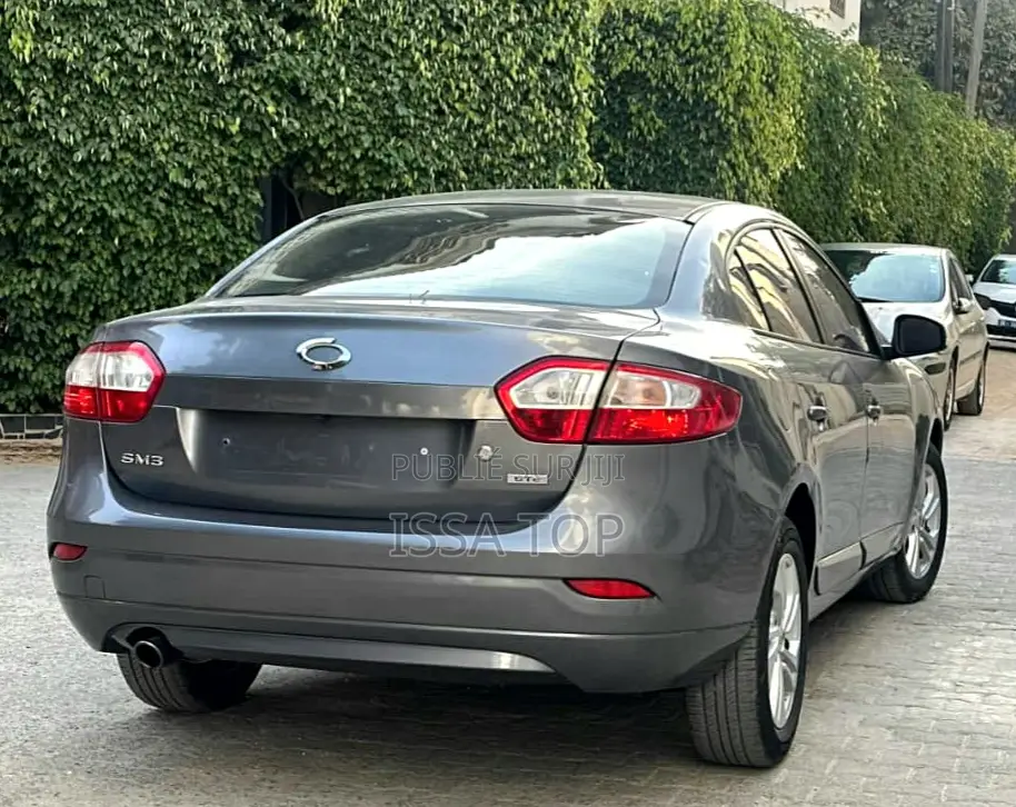 Renault Samsung SM6 2017 Gris