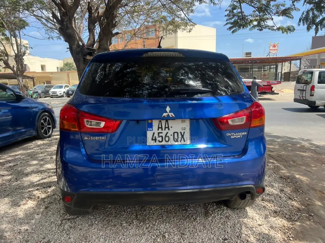 Mitsubishi Outlander 2015 Bleu
