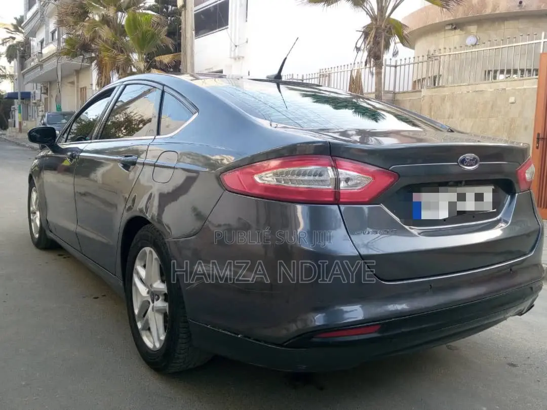 Ford Fusion 2016 Gris