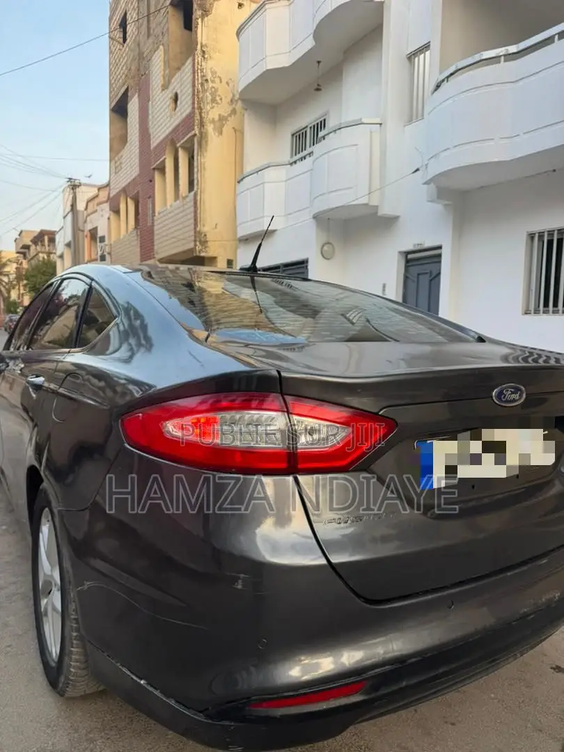 Ford Fusion 2016 Gris