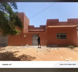 4chbre Chambre et salon dans Mbédiène à Vendre