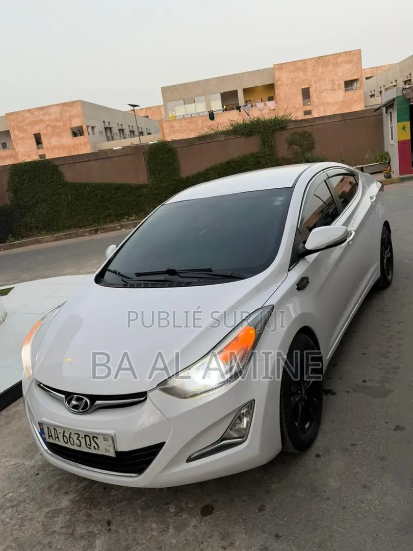 Hyundai Avante 2014 Blanc