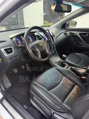 Hyundai Avante 2014 Blanc