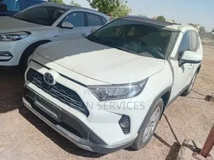 Toyota RAV4 2021 Blanc