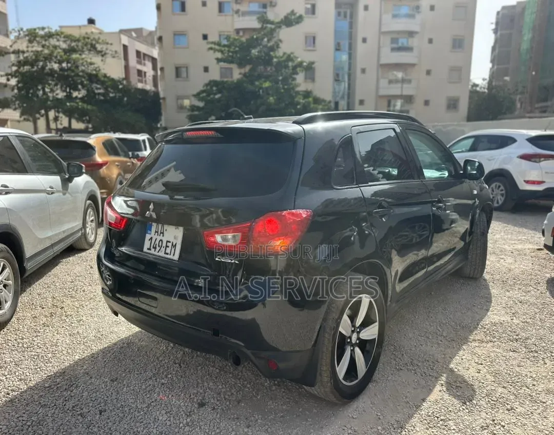 Mitsubishi RVR 2015 Noir