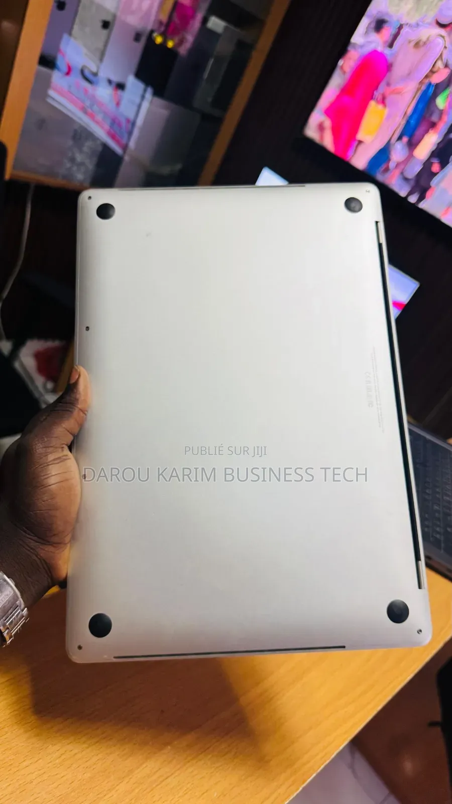 Nouveau Apple MacBook Pro 2017 16GB Intel Core i7 SSD 512GB
