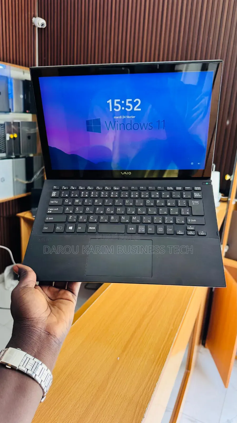 Nouveau Sony VAIO 15E F15218SN 8GB Intel Core i7 SSD 256GB