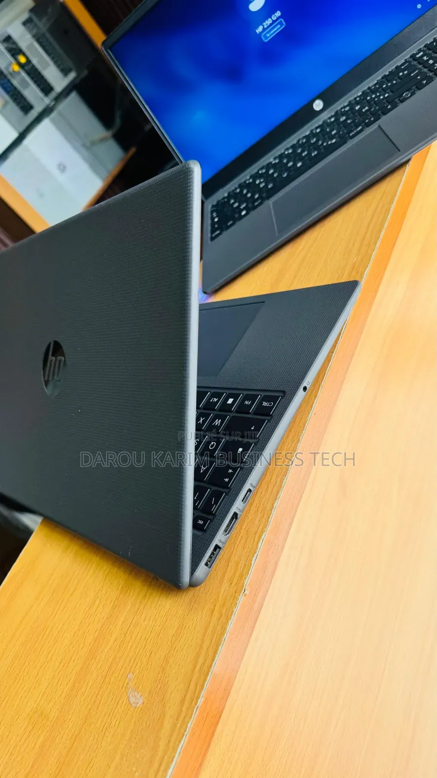 Nouveau Ordinateur portable HP 250 G10 16GB Intel Core i5 SSD 512GB