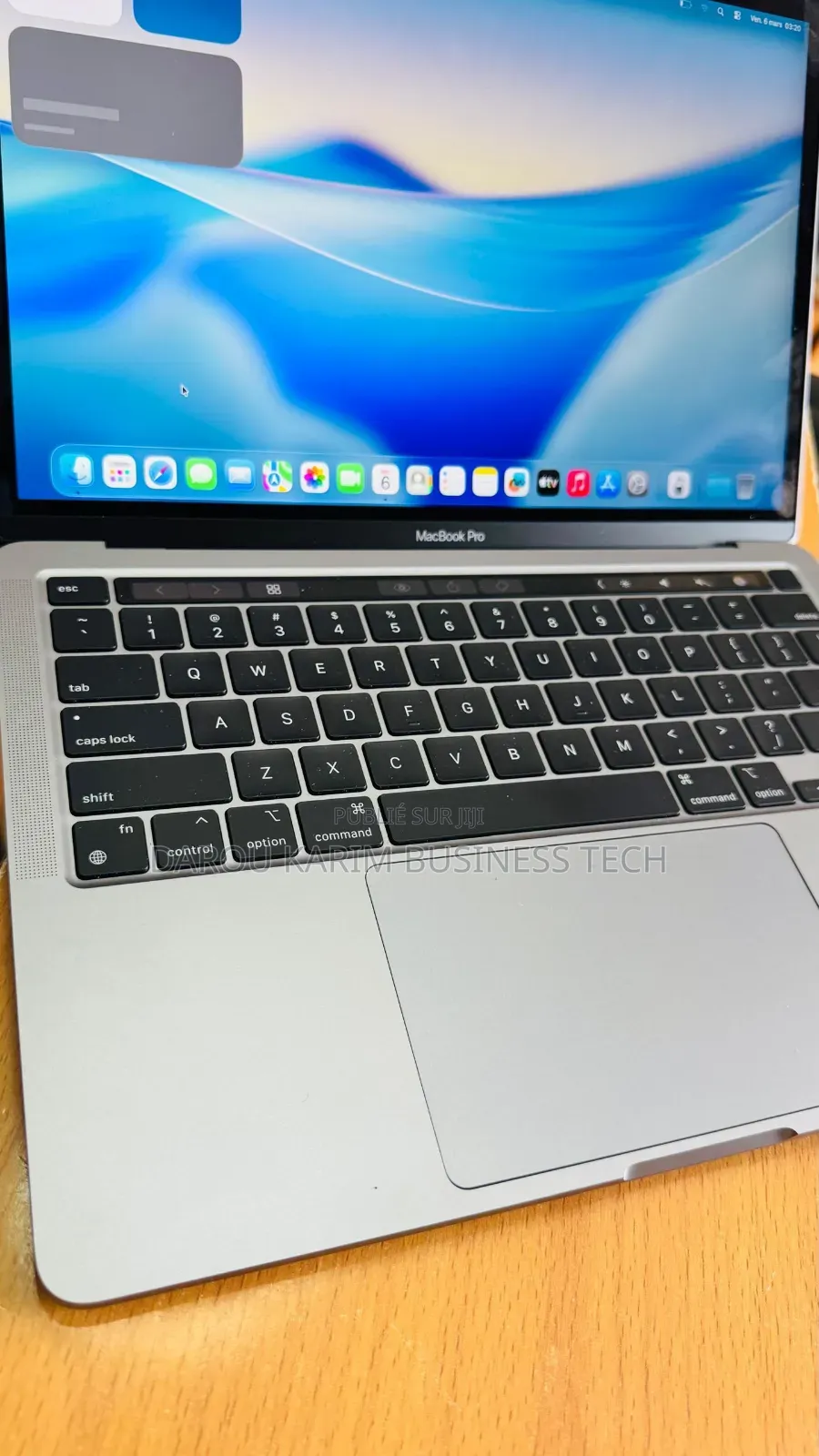 Nouveau Apple MacBook Pro 2020 16GB Apple M1 SSD 512GB
