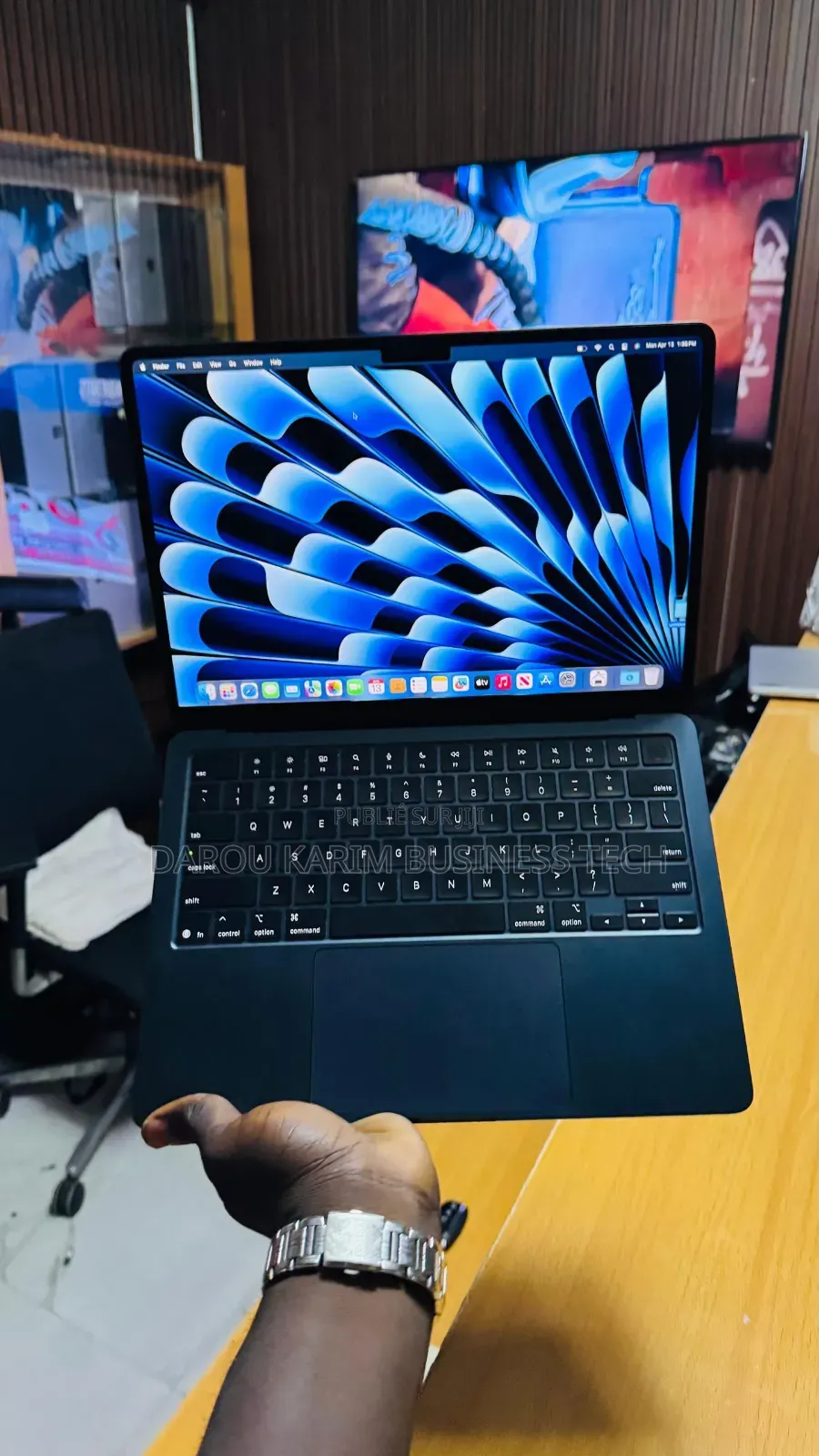 Nouveau Apple MacBook Air 2025 M4 13-inch 16GB Apple M4 SSD 256GB