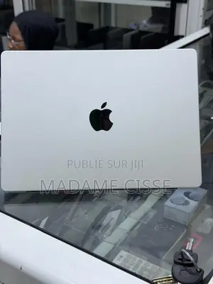 Nouveau Ordinateur portable Apple MacBook Pro 16GB Apple M1 SSD 512GB