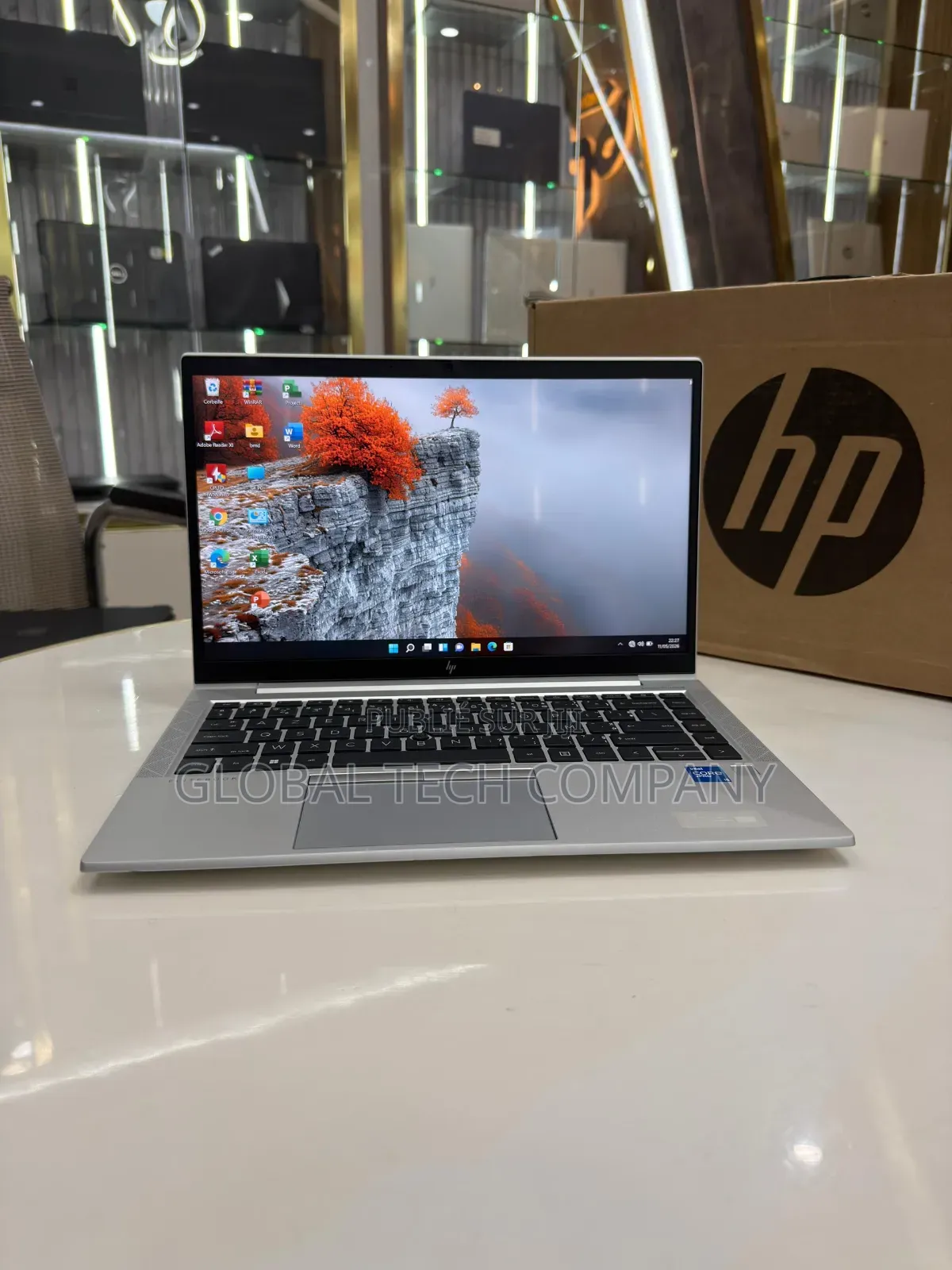Nouveau HP EliteBook 840 G8 8GB Intel Core i5 SSD 512GB
