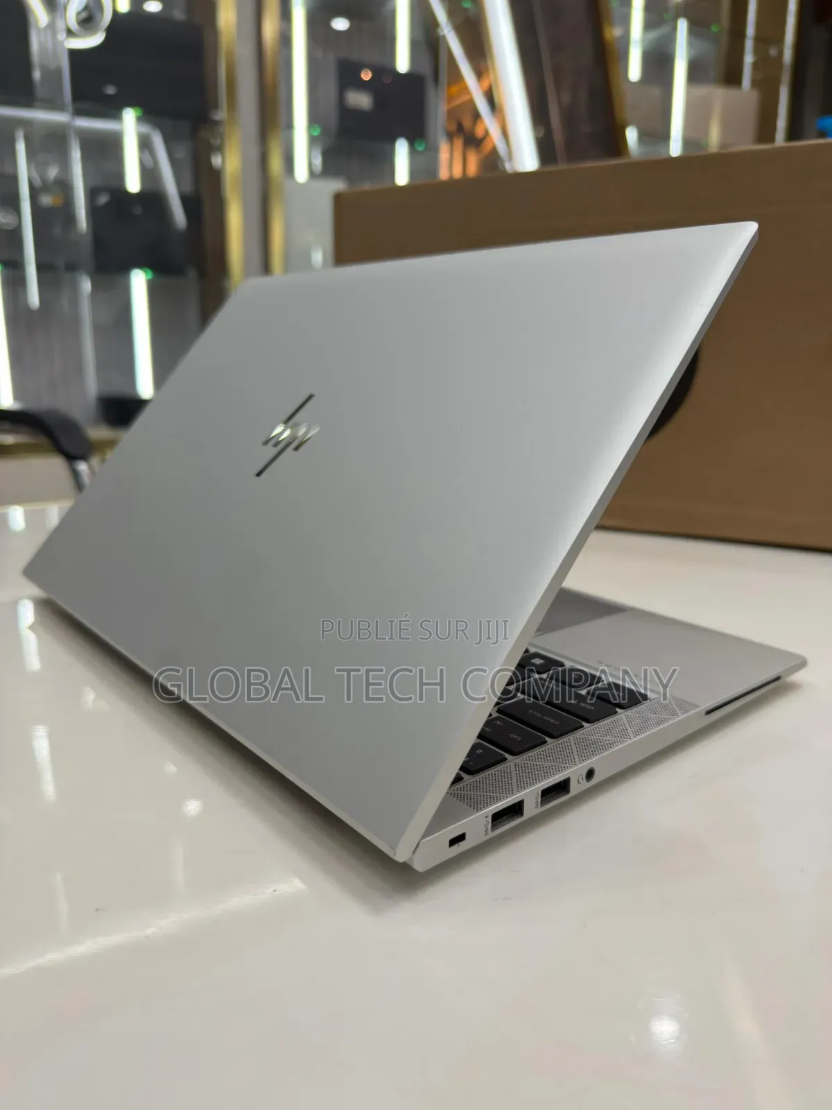 Nouveau HP EliteBook 840 G8 8GB Intel Core i5 SSD 512GB