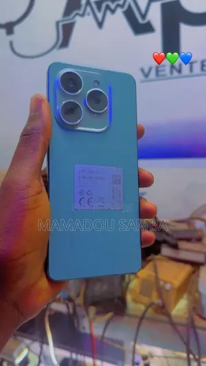 Nouveau Tecno Spark 20 Pro 256 GB Bleu