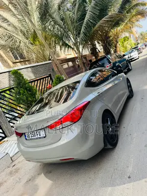 Hyundai Elantra 2013 Gris