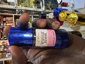 Parfum De Luxe