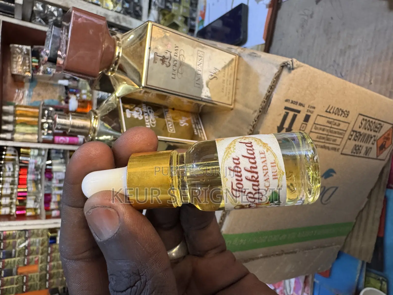 Parfum De Luxe