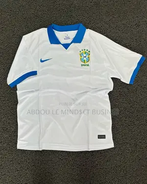 Maillots Brésil 24 Disponible