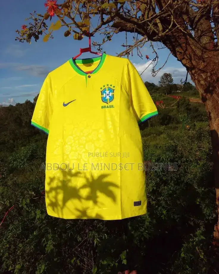 Maillots Brésil 24 Disponible