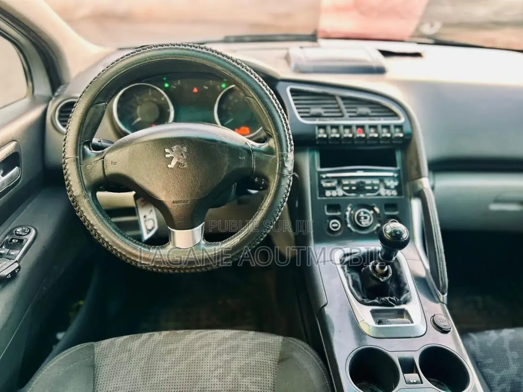 Peugeot 3008 2011 Gris